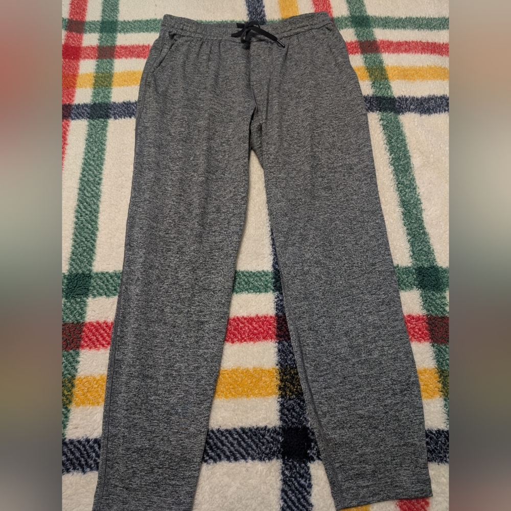 Lululemon Athletica Men's Heather Gray Joggers